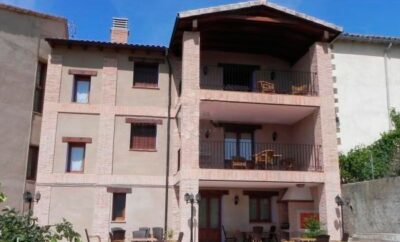 Apartamentos Casa Villacampa